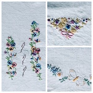 3 Vintage Hand Embroidered Flowers Guest Towels